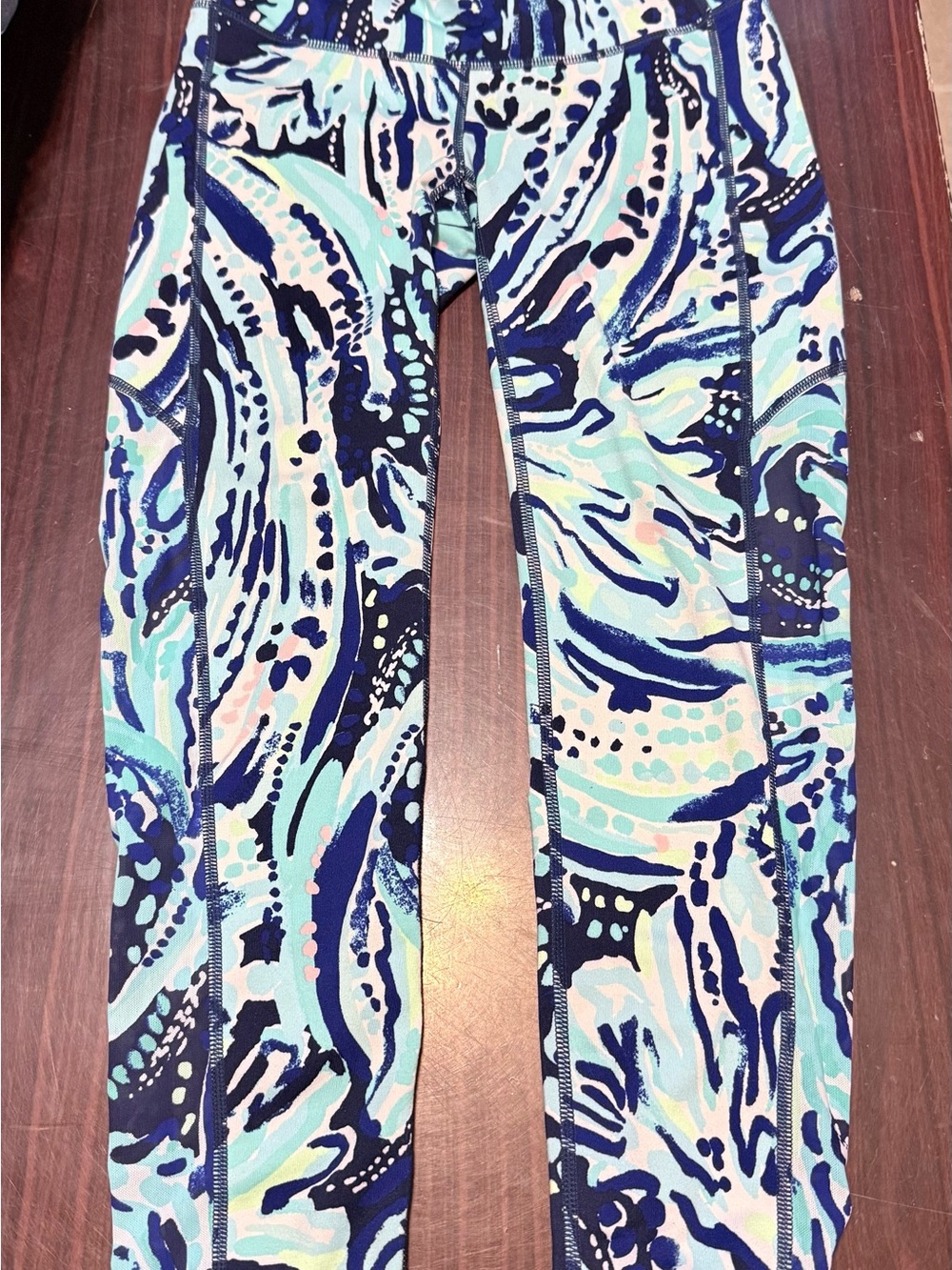 Lilly Pulitzer womens Multi-Blue Abstract Performance Leggings